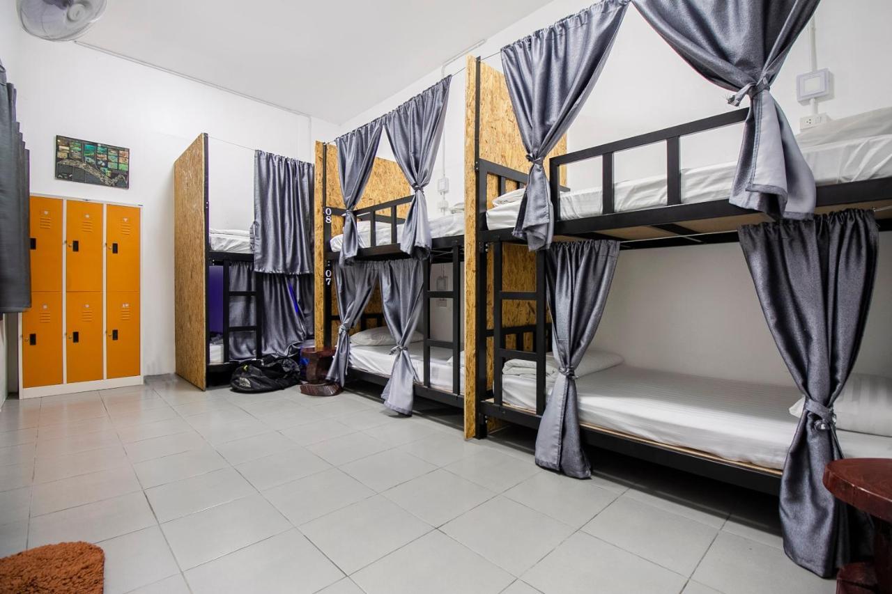 T & T Hostel Kanchanaburi Dış mekan fotoğraf